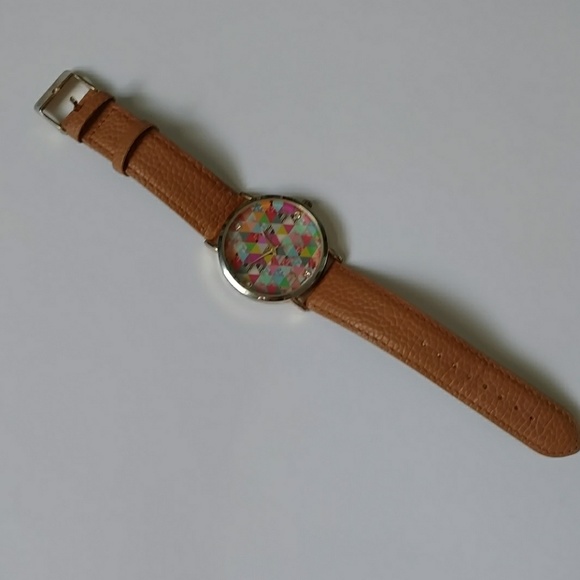 Francesca's multicolored watch - Picture 2 of 4